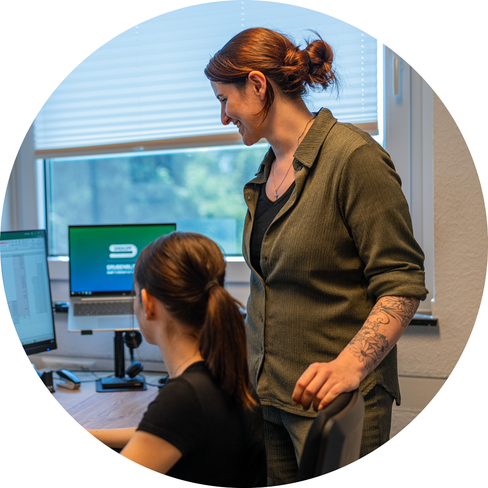 Unser-HR-Team Jenna Meyer - Mitarbeiterin im HR Team